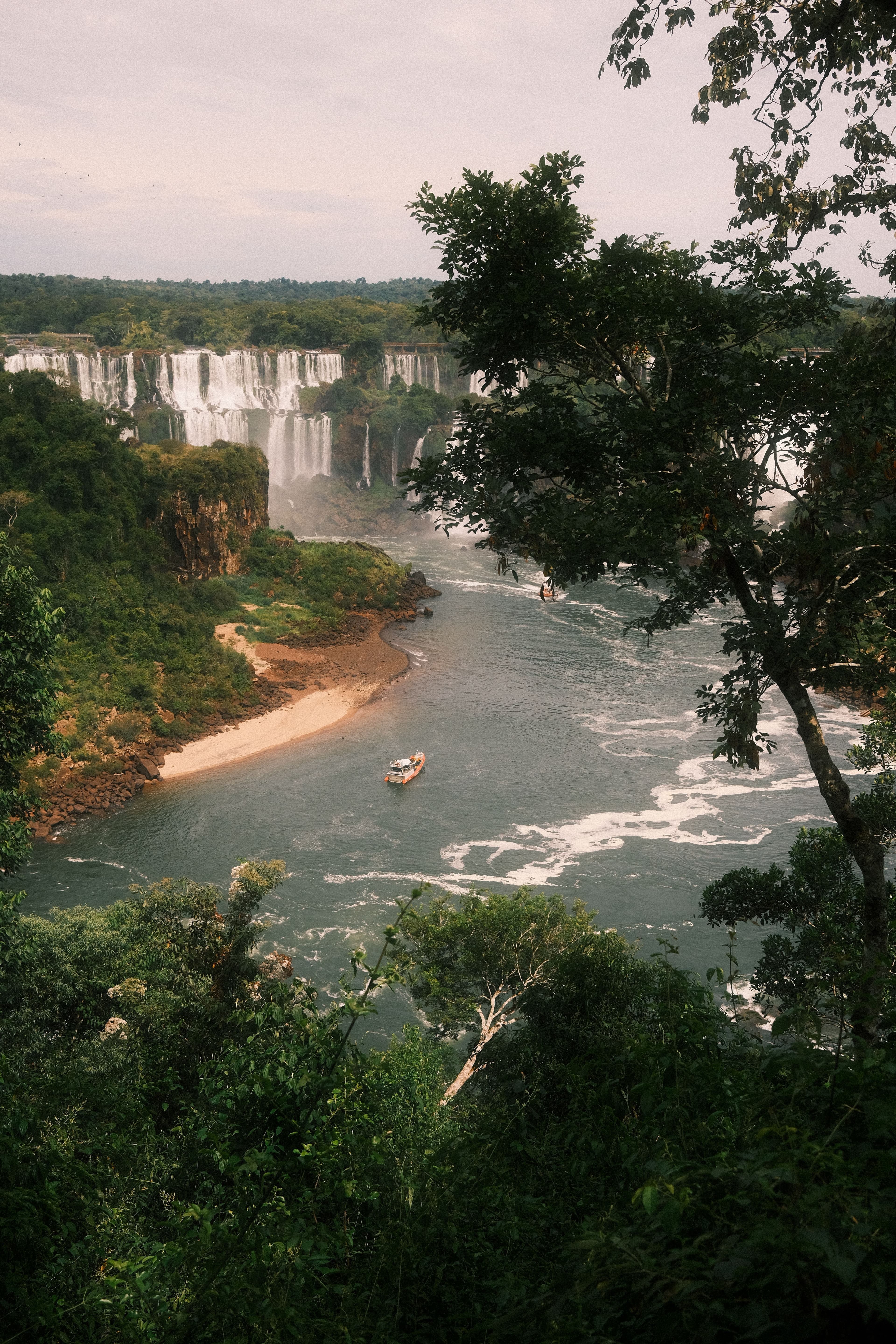 Excursión por el río Iguazú